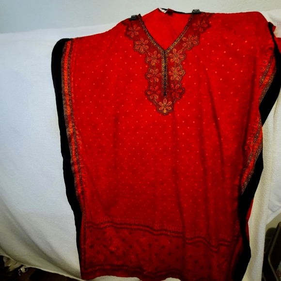 ONE SIZE./ New without tag. - Picture 1 of 5